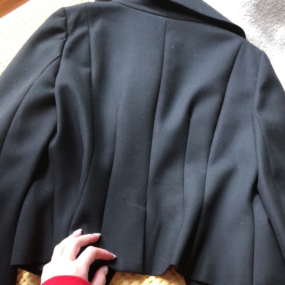 Classic Ann Taylor Black Blazer - Picture 4 of 7